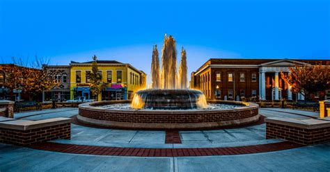 Sommerset ky - Somerset, KY. Bourne Park is a beautiful place to bring your family. Located at the corner of Marydale and Bourne avenues, Bourne Park is centrally located and features a splash …